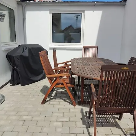 Casa vacanze Cozy House With 2 Bedrooms On The Sea Coast *