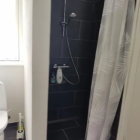 Prázdninový dům Cozy House With 2 Bedrooms On The Sea Coast